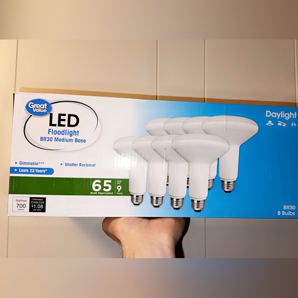 Great Value LED Light Bulb,BR30 Floodlight Lamp E26 Med Base,Dimmable,Daylight,8 - Picture 4 of 10